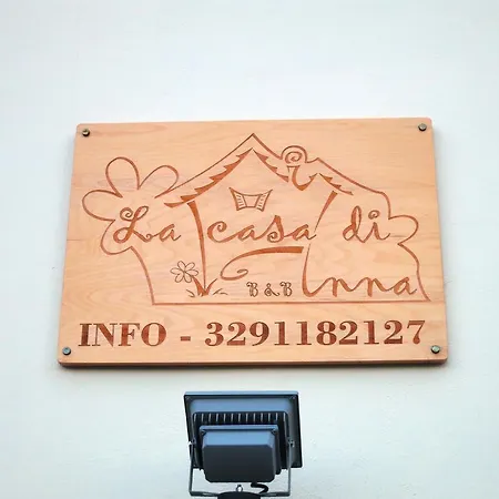 La Casa Di Anna לינה וארוחת בוקר