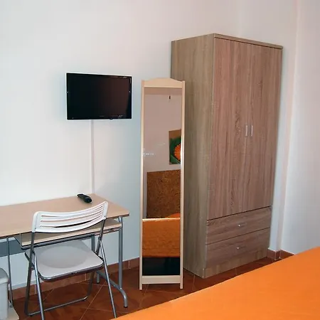 לינה וארוחת בוקר La Casa Di Anna