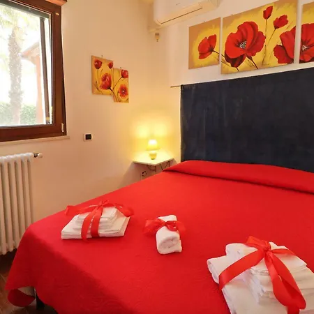 La Casa Di Anna לינה וארוחת בוקר מטרה